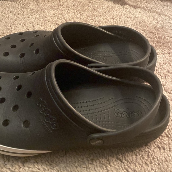 Jibbitz by Crocs black and white clogs unisex size 7M/9W - Picture 14 of 17